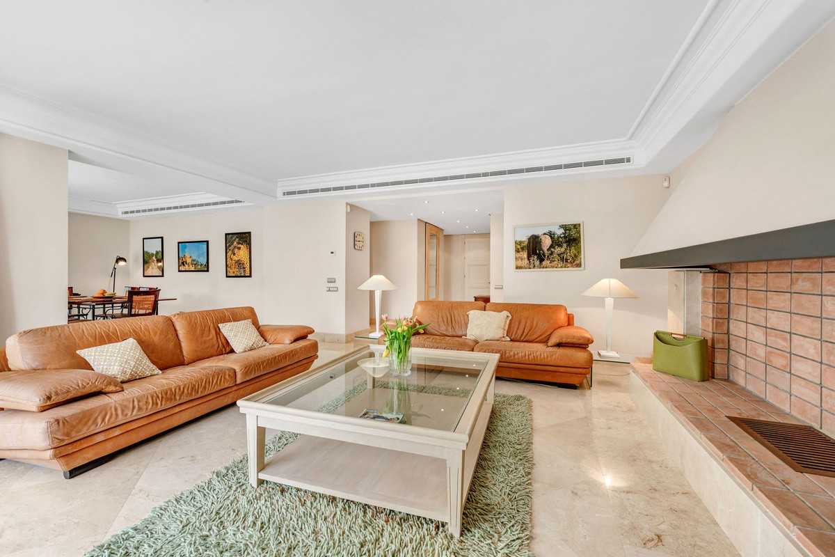 Apartamentos de 3 dormitorios en venta en Los Monteros – R4766284 Apartamentos de 3 dormitorios en venta en Los Monteros – R4766284