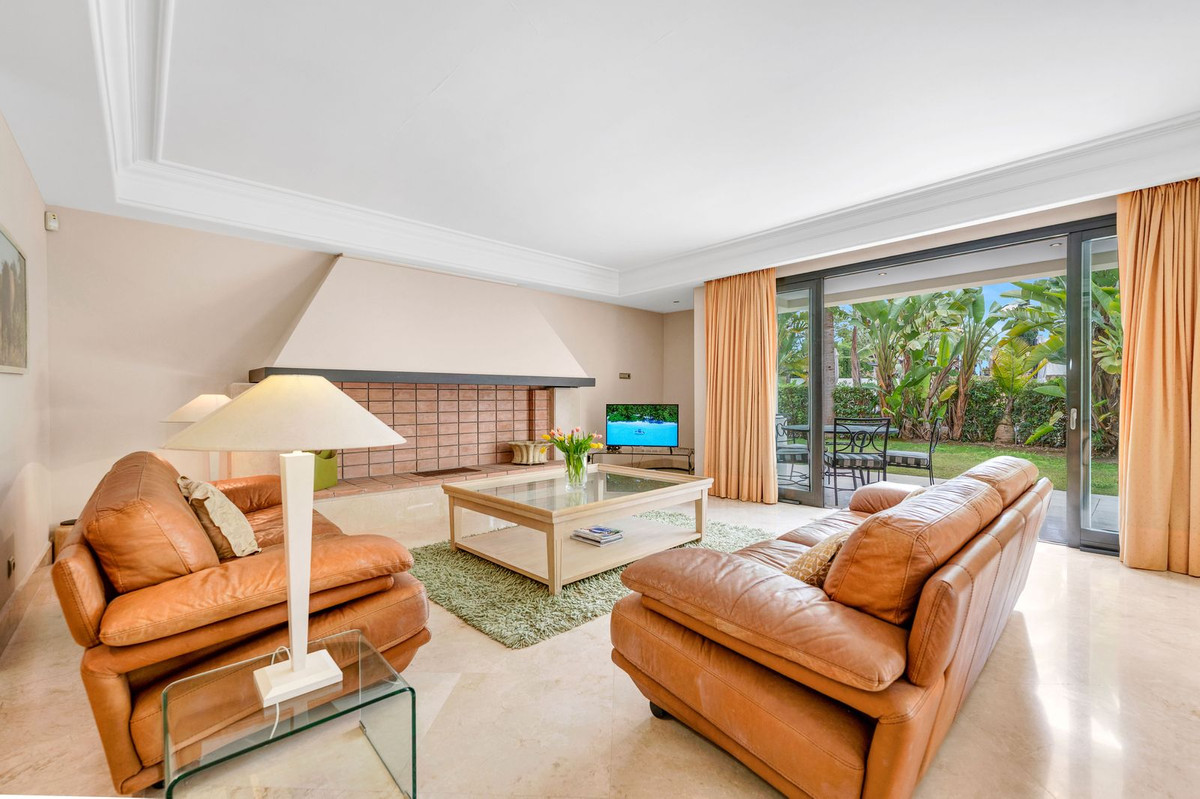 Apartamentos de 3 dormitorios en venta en Los Monteros – R4766284 Apartamentos de 3 dormitorios en venta en Los Monteros – R4766284