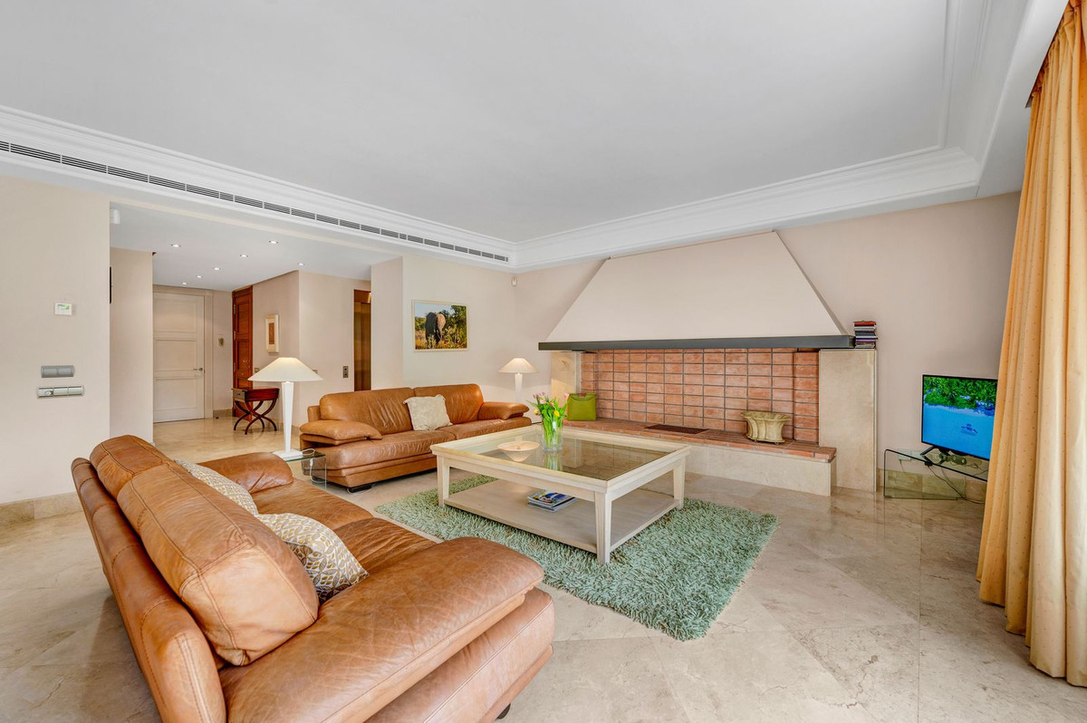 Apartamentos de 3 dormitorios en venta en Los Monteros – R4766284 Apartamentos de 3 dormitorios en venta en Los Monteros – R4766284