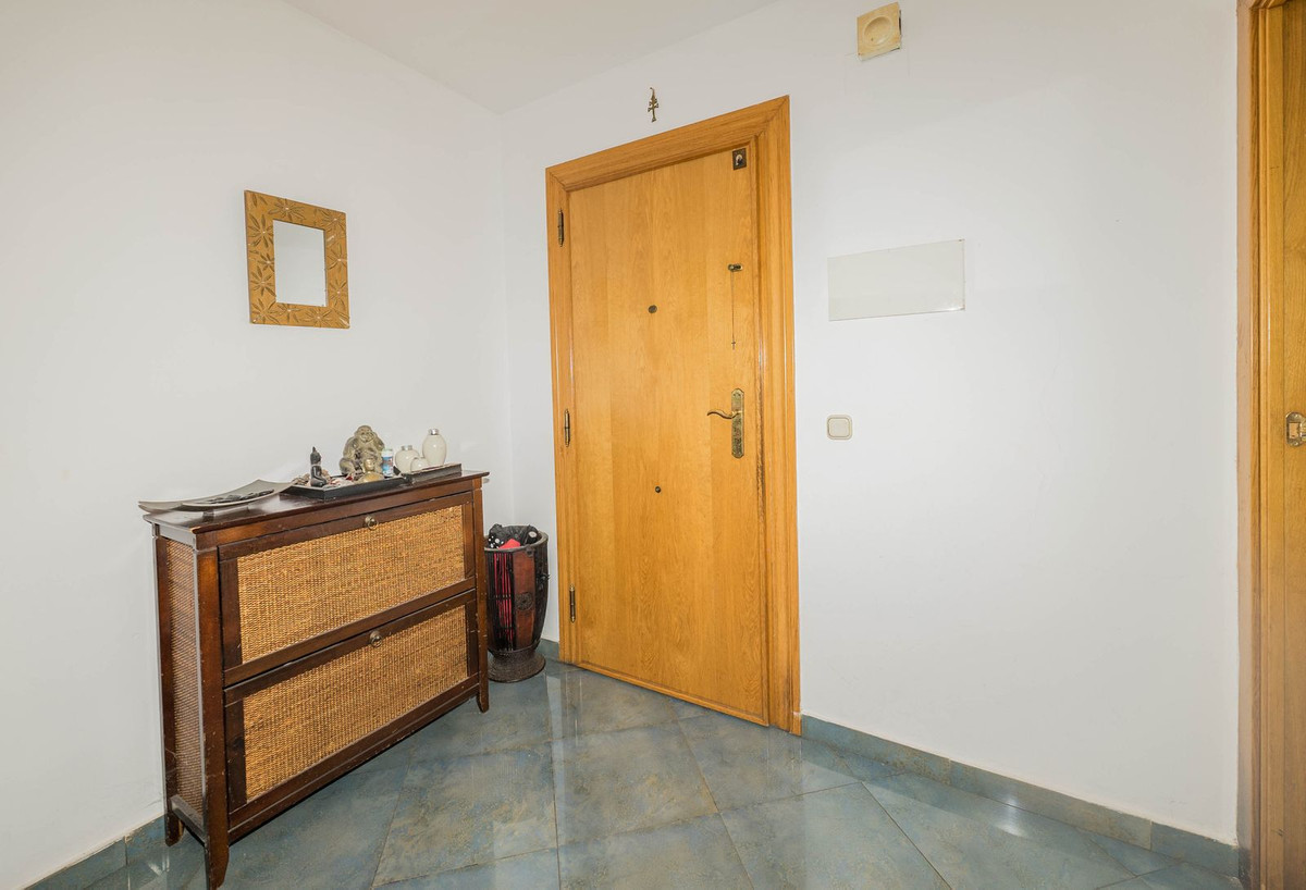 3 bedroom Apartments for sale in Marbella – R5237326