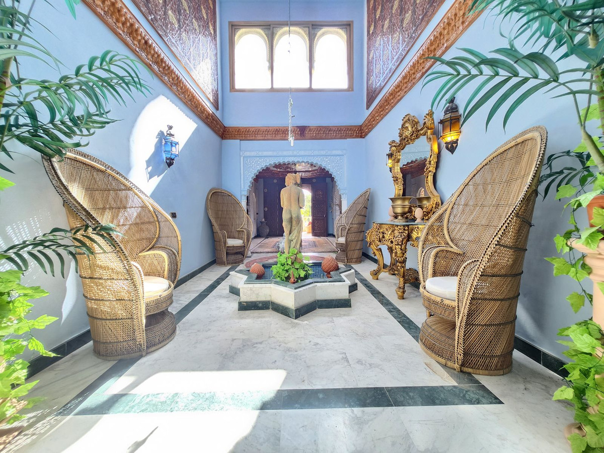 8 bedroom Villas for sale in La Cala de Mijas – R4864189 8 bedroom Villas for sale in La Cala de Mijas – R4864189