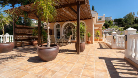 Villas de 5 dormitorios en venta en Mijas – R5247973