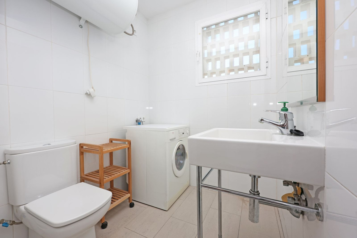 3 bedroom Apartments for sale in Marbella – R5258239