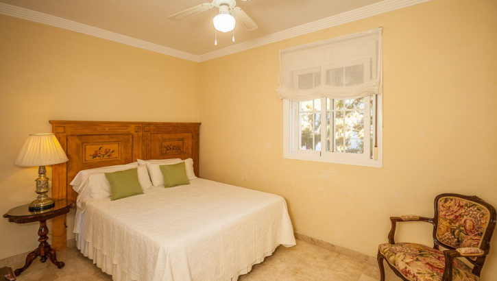 Apartamentos de 2 dormitorios en venta en Elviria – R5236165 en 