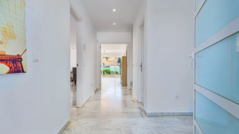 5 bedroom Townhouses for sale in Calahonda – R5170756