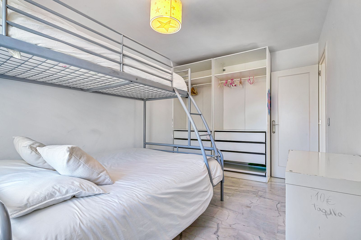 5 bedroom Townhouses for sale in Calahonda – R5170756 5 bedroom Townhouses for sale in Calahonda – R5170756