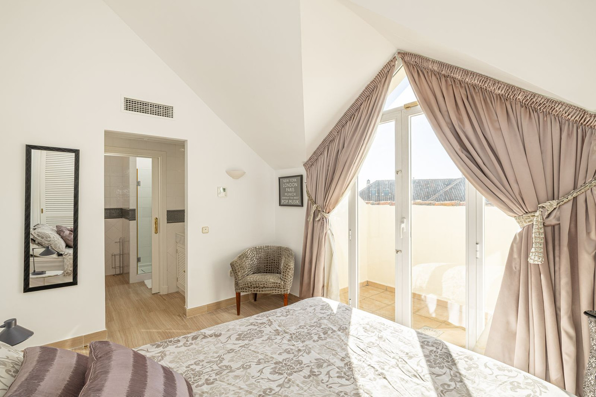 3 bedroom Apartments for sale in Elviria – R5237536 3 bedroom Apartments for sale in Elviria – R5237536