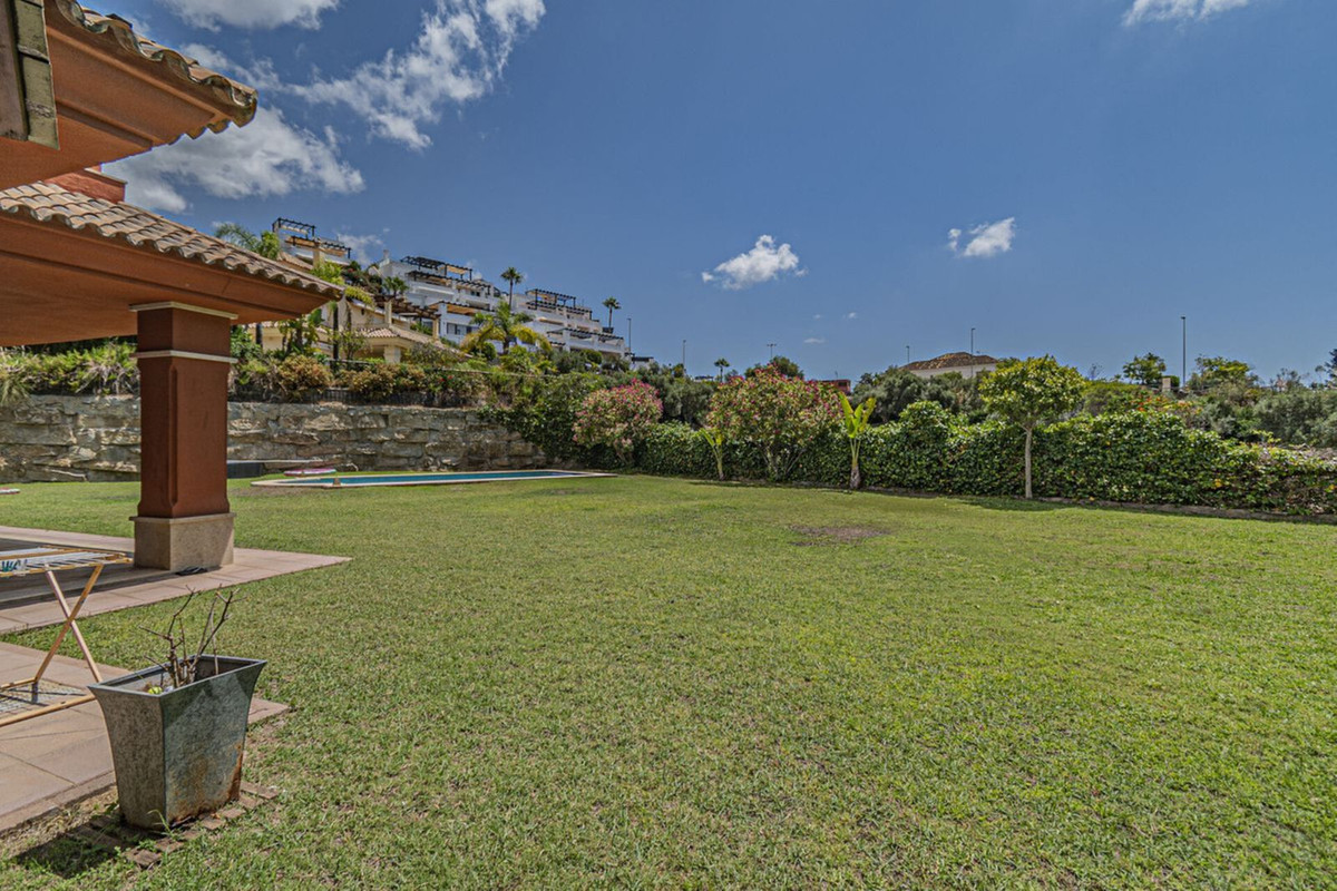 5 bedroom Villas for sale in Marbella – R5075440 5 bedroom Villas for sale in Marbella – R5075440