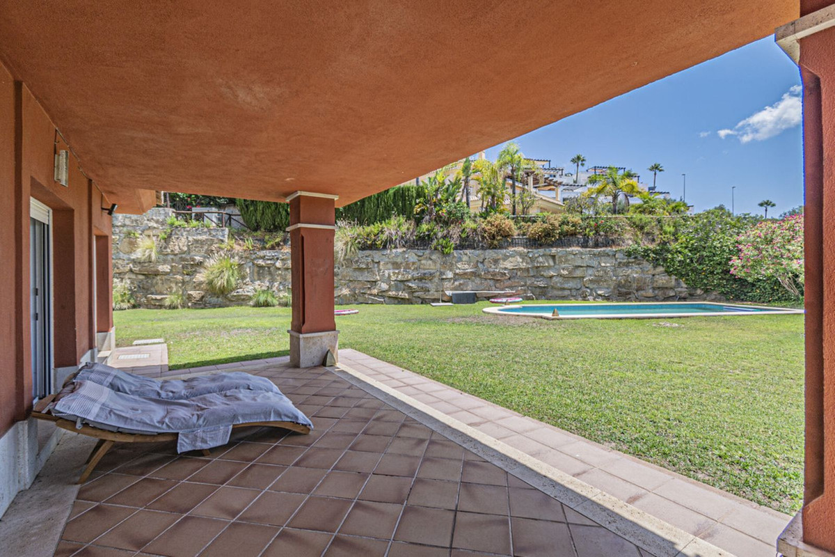 5 bedroom Villas for sale in Marbella – R5075440 5 bedroom Villas for sale in Marbella – R5075440