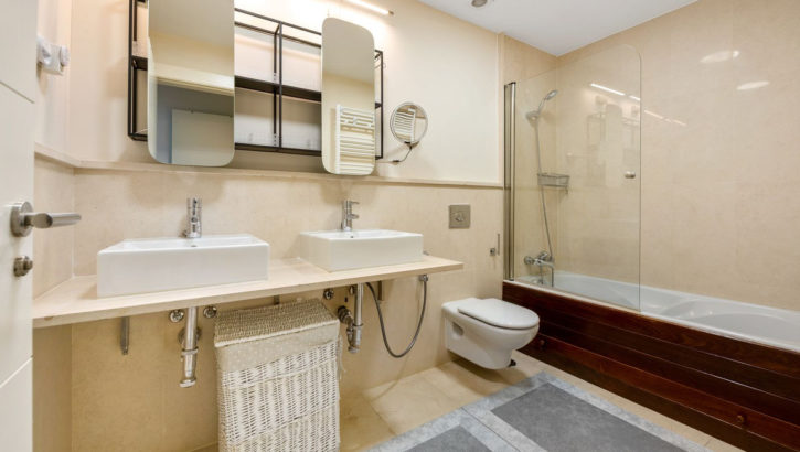 Apartamentos de 2 dormitorios en venta en Los Flamingos – R5221834 en 