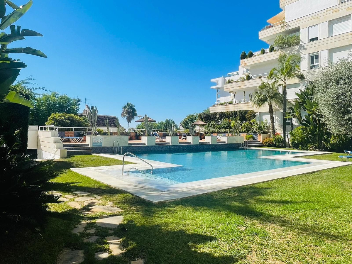 Apartamentos de 3 dormitorios en venta en Marbella – R5155171
