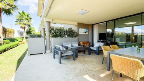 2 bedroom Apartments for sale in Cabopino – R5181385