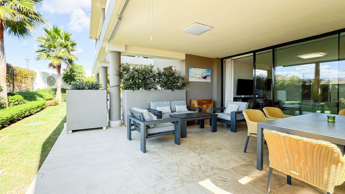 2 bedroom Apartments for sale in Cabopino – R5181385