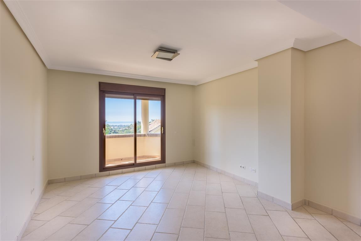 5 bedroom Villas for sale in Los Arqueros – R3679700