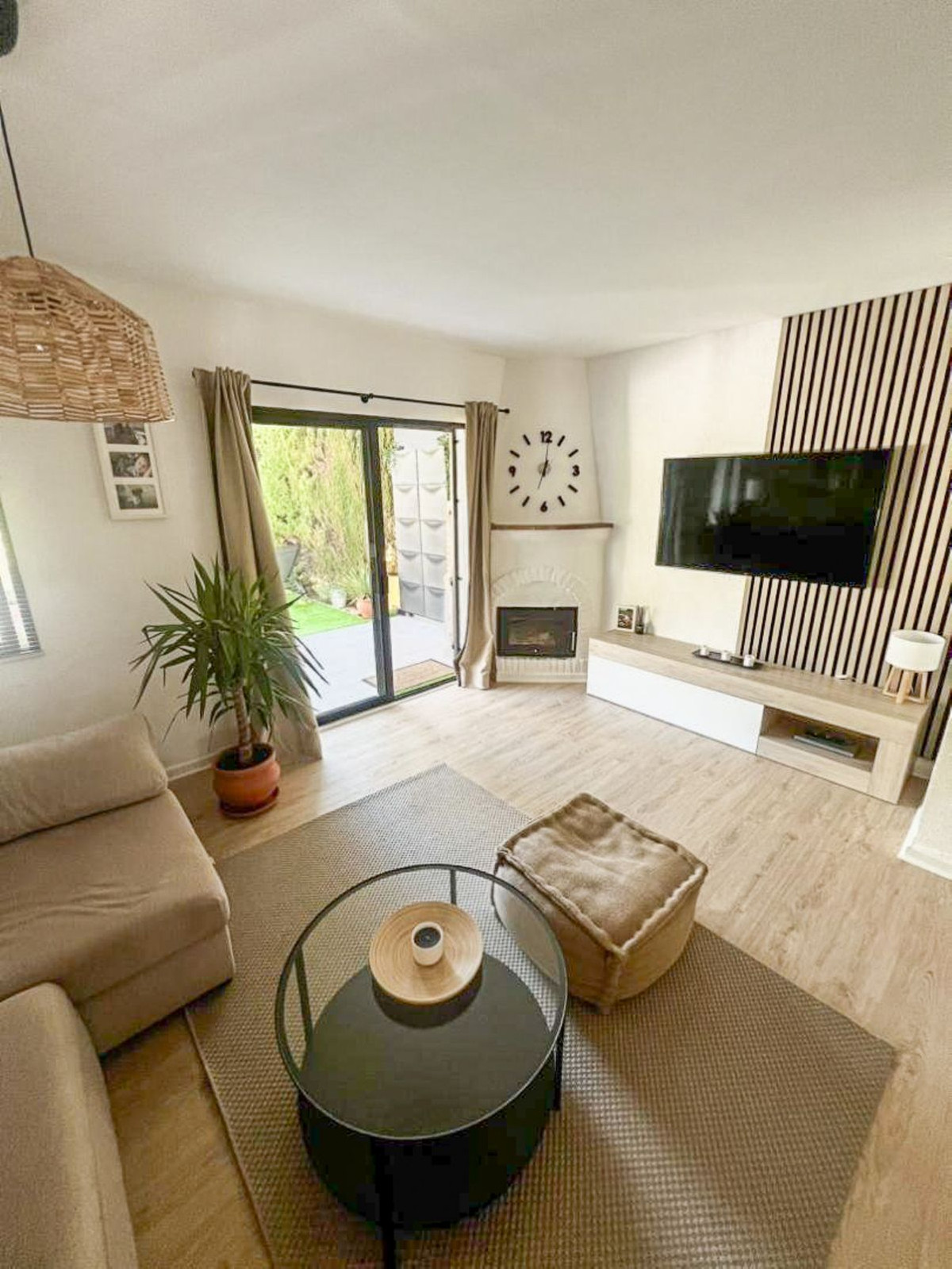 2 bedroom Townhouses for sale in Calahonda – R5233300