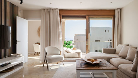 3 bedroom Apartments for sale in Altos de los Monteros – R5233783