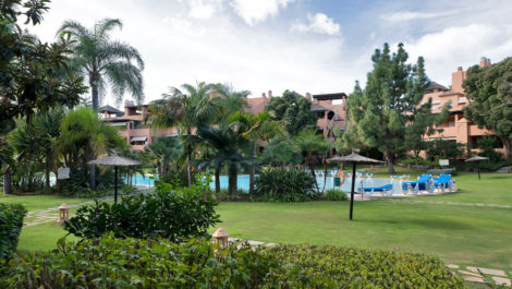 2 bedroom Apartments for sale in Guadalmina Baja – R5221753