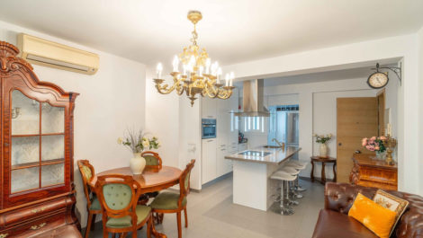 Apartamentos de 3 dormitorios en venta en Marbella – R5198500