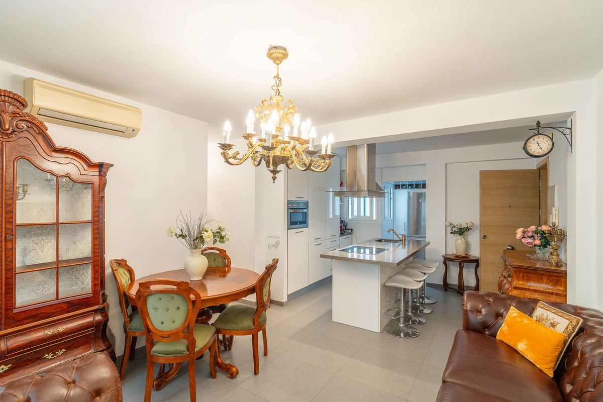 3 bedroom Apartments for sale in Marbella – R5198500