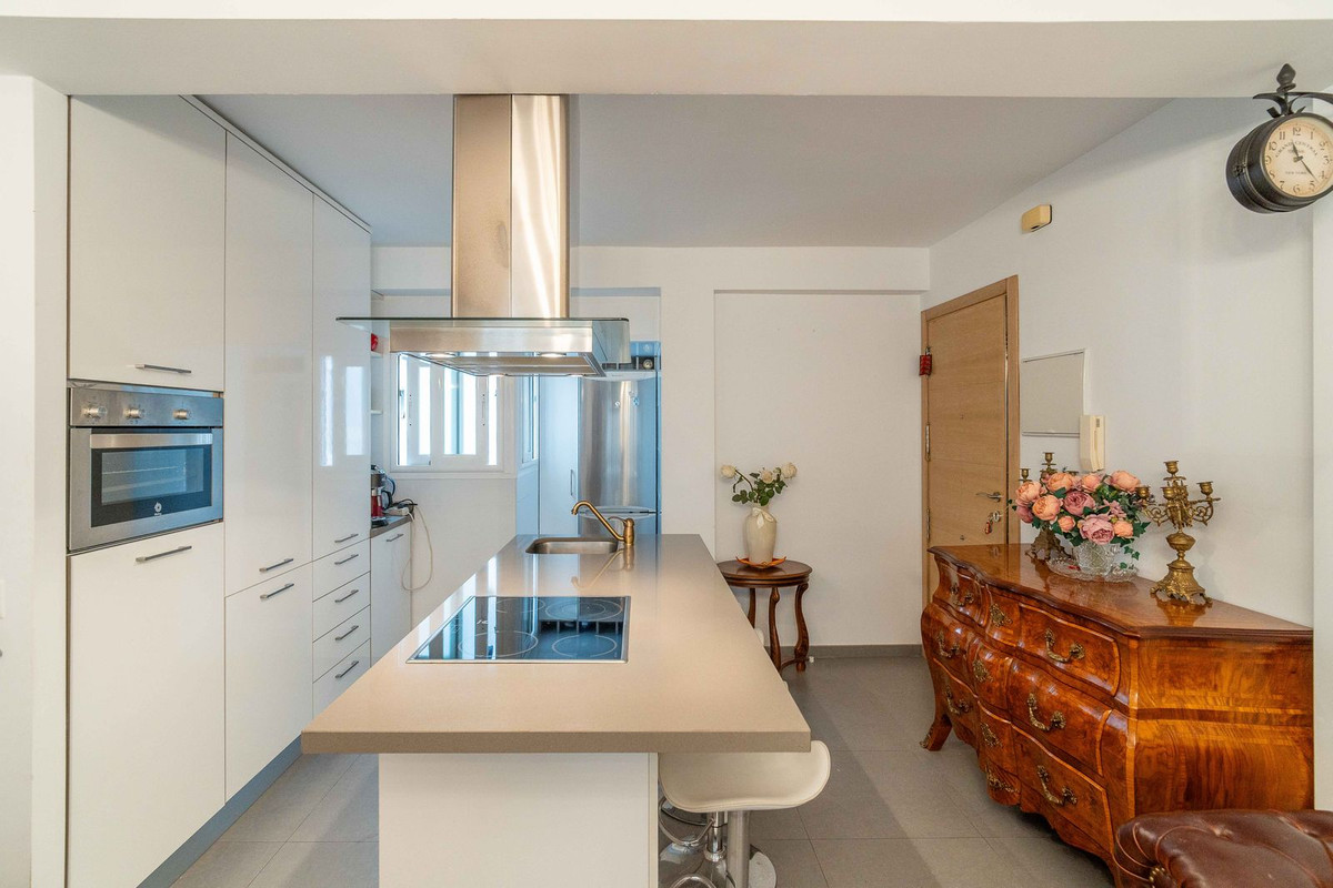 3 bedroom Apartments for sale in Marbella – R5198500