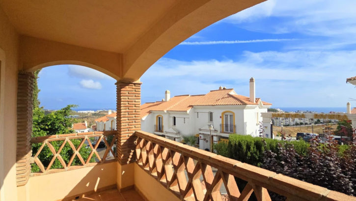 4 bedroom Villas for sale in Riviera del Sol – R5237161 in 