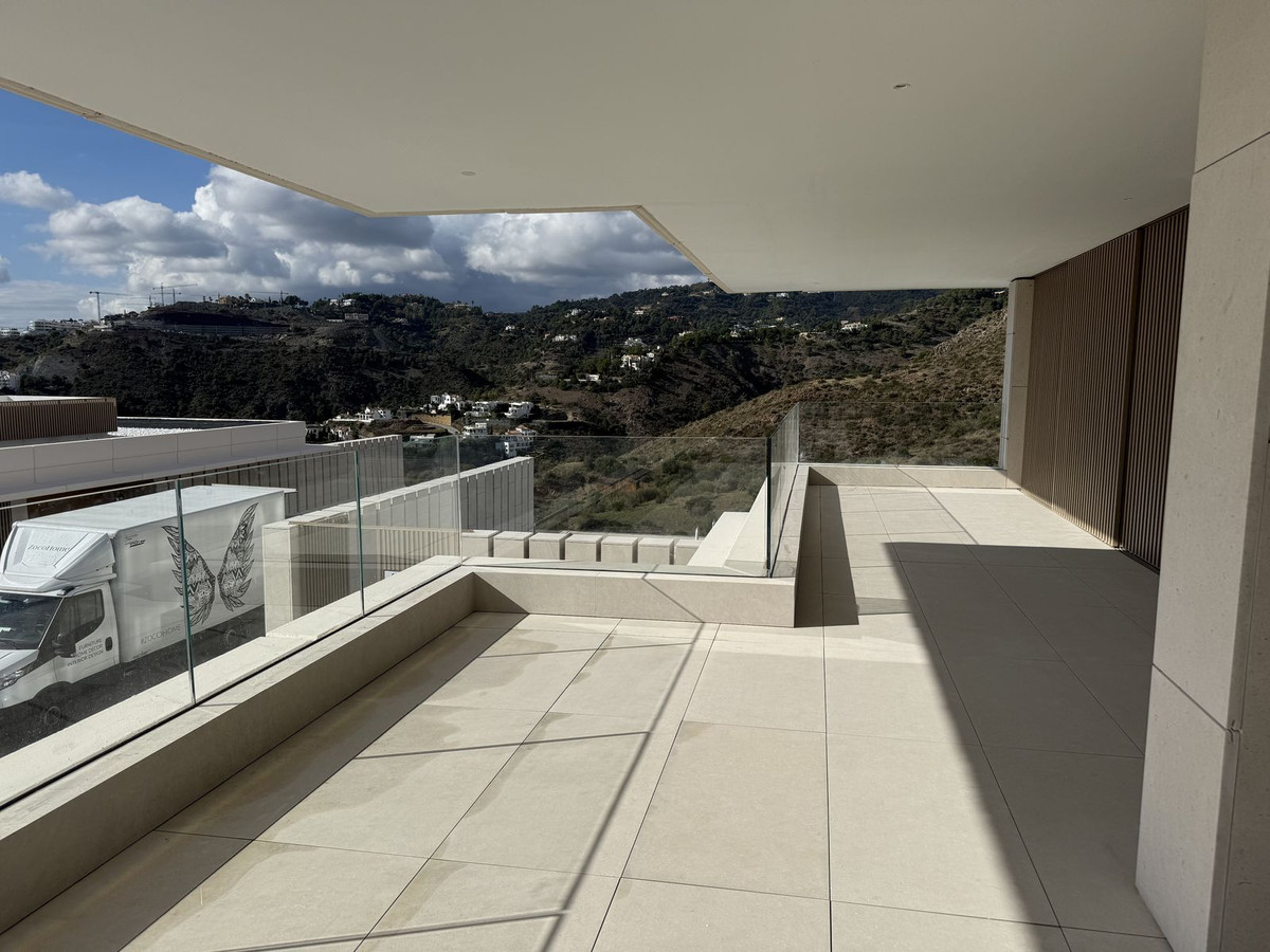 4 bedroom Apartments for sale in La Quinta – R5139064