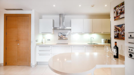 3 bedroom Apartments for sale in Altos de los Monteros – R5169736