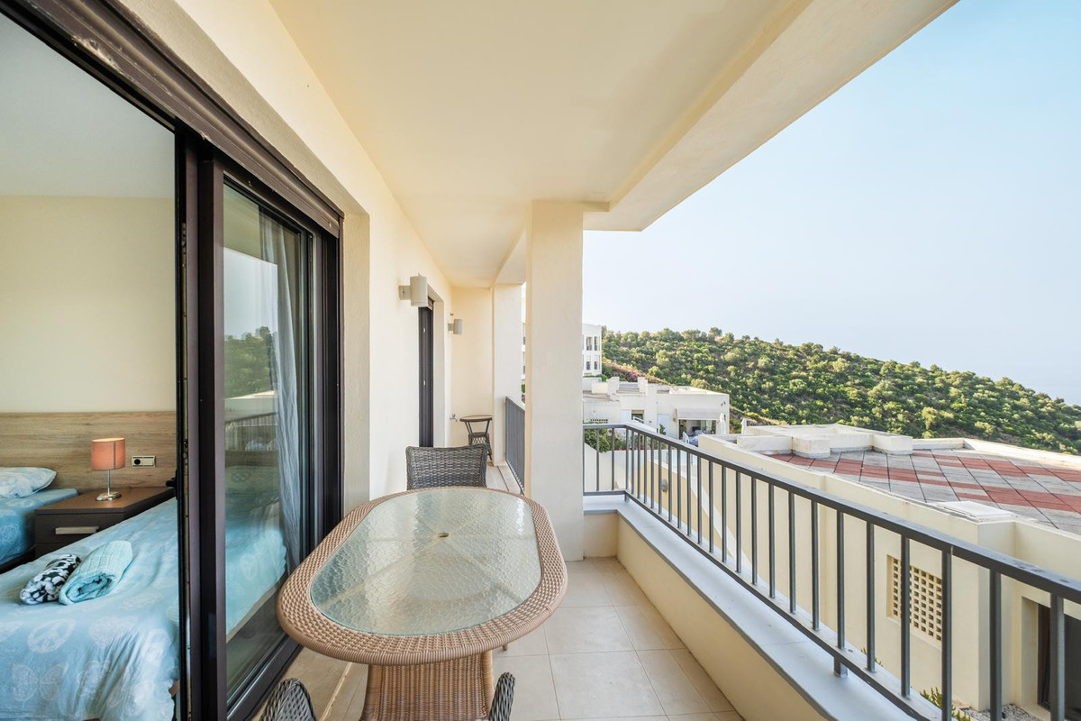 3 bedroom Apartments for sale in Altos de los Monteros – R5169736 3 bedroom Apartments for sale in Altos de los Monteros – R5169736