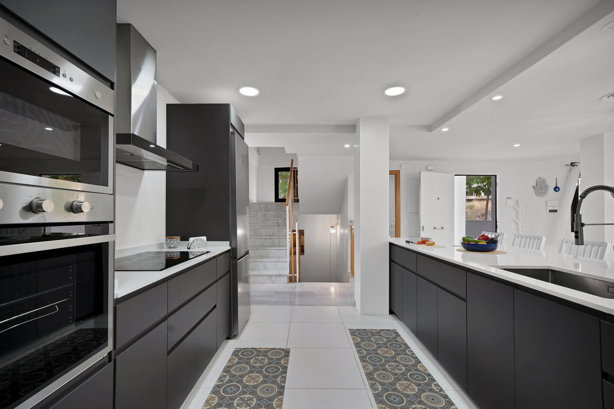 3 bedroom Villas for sale in Riviera del Sol – R5161681