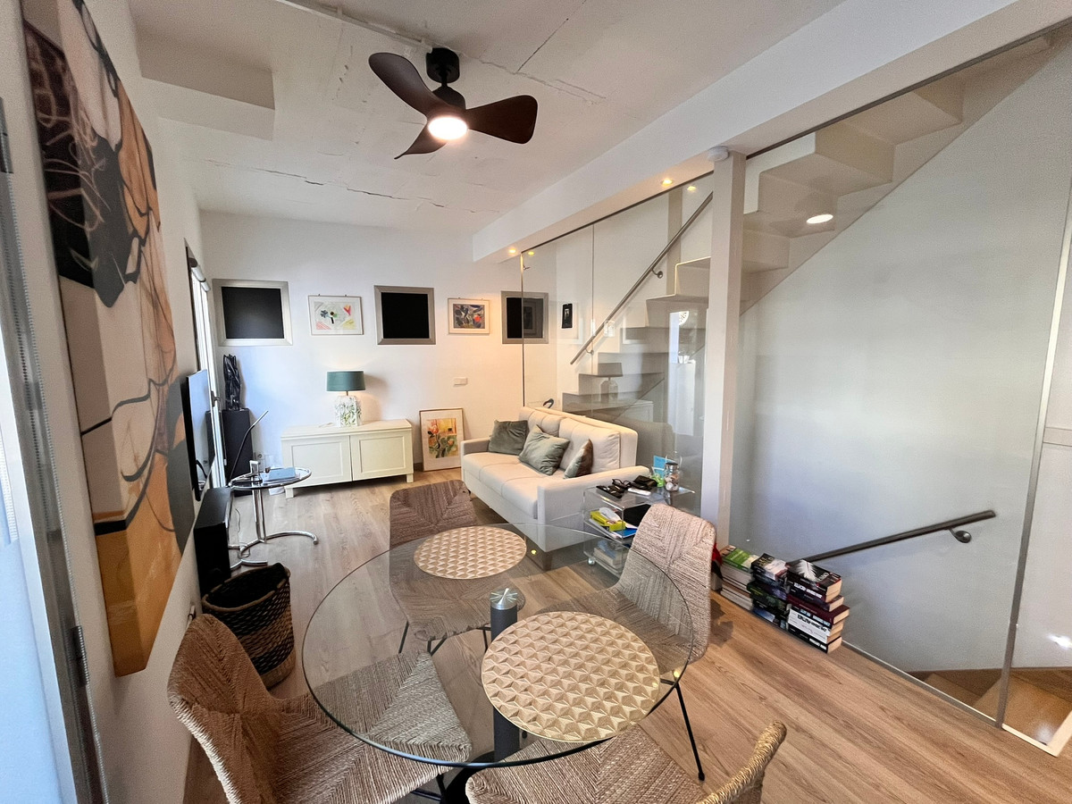 Aticos de 1 dormitorio en venta en Marbella – R5244514 Aticos de 1 dormitorio en venta en Marbella – R5244514