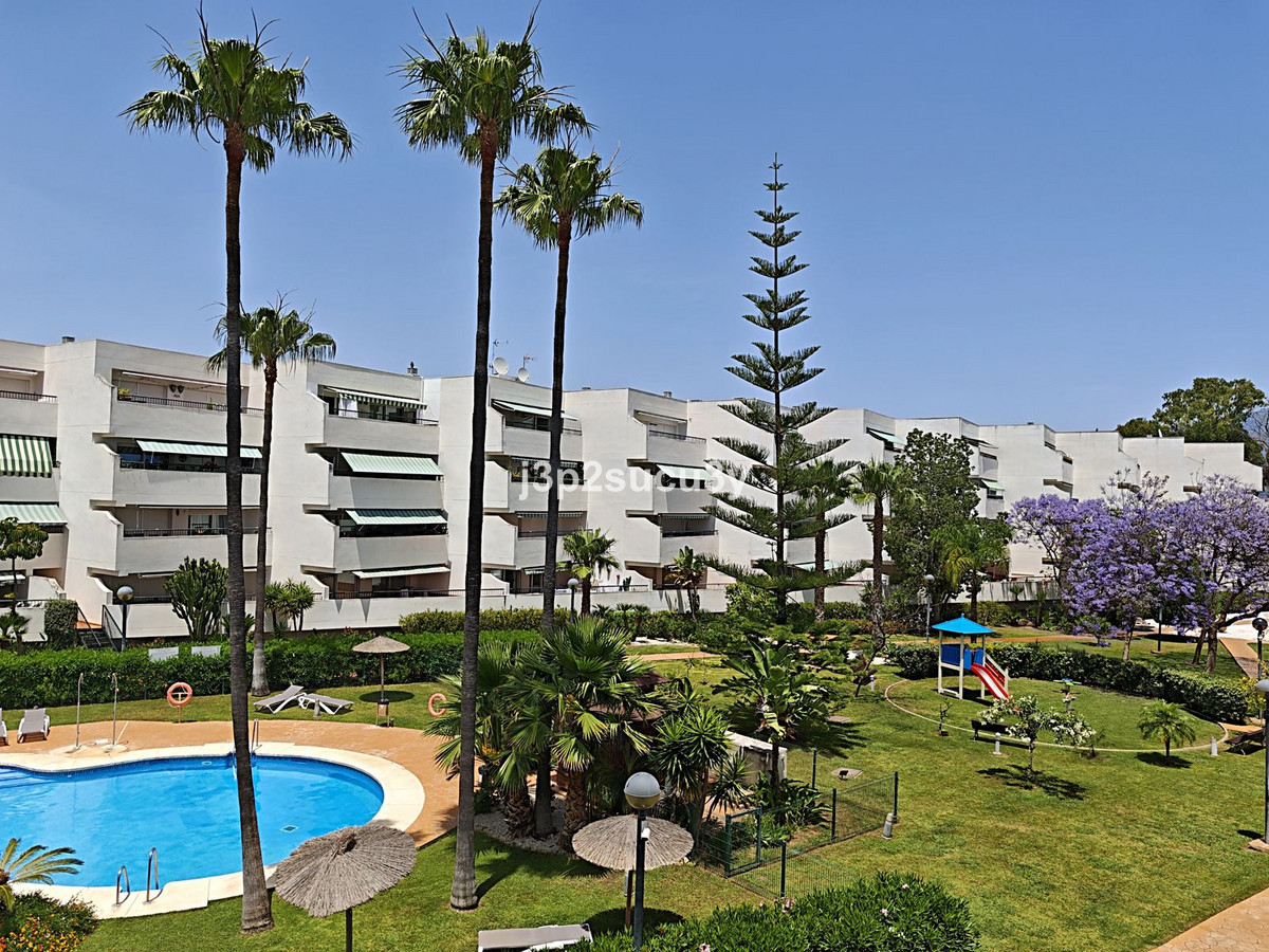 Apartamentos de 2 dormitorios en venta en Guadalmina Baja – R5243941 Apartamentos de 2 dormitorios en venta en Guadalmina Baja – R5243941