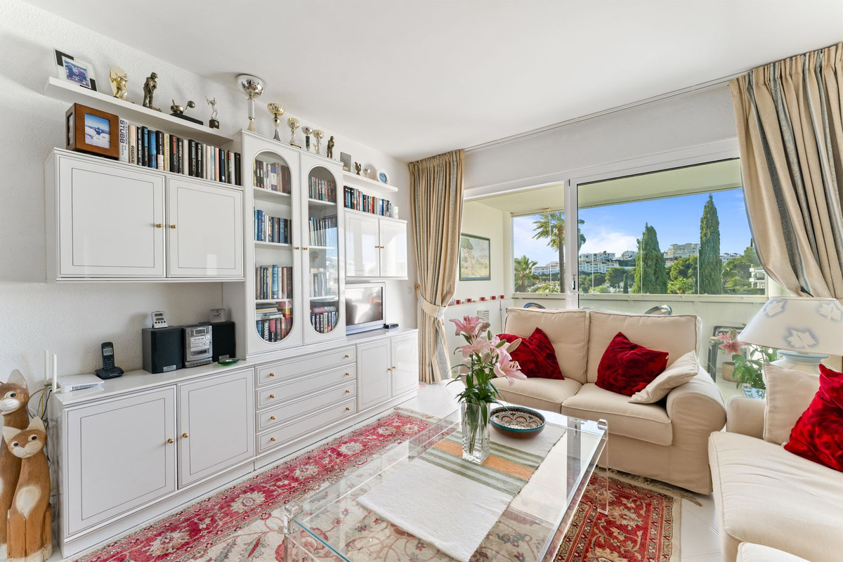 2 bedroom Apartments for sale in Miraflores – R5234680