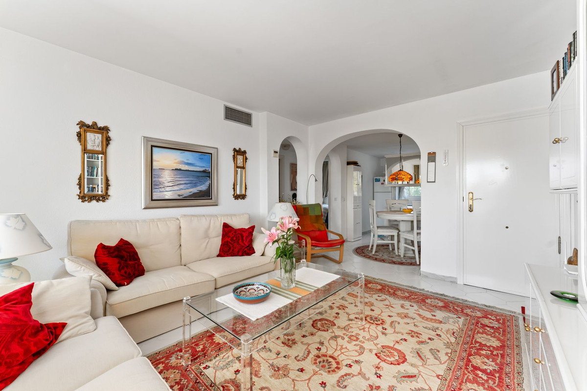 2 bedroom Apartments for sale in Miraflores – R5234680