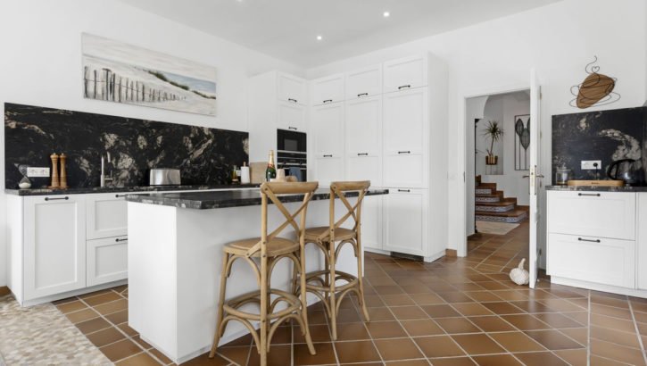 5 bedroom Villas for sale in Las Chapas – R5249194 5 bedroom Villas for sale in Las Chapas – R5249194 in