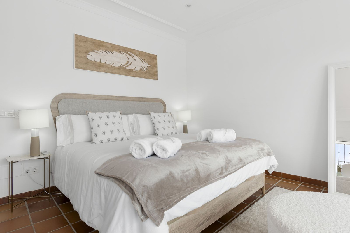 5 bedroom Villas for sale in Las Chapas – R5249194 5 bedroom Villas for sale in Las Chapas – R5249194