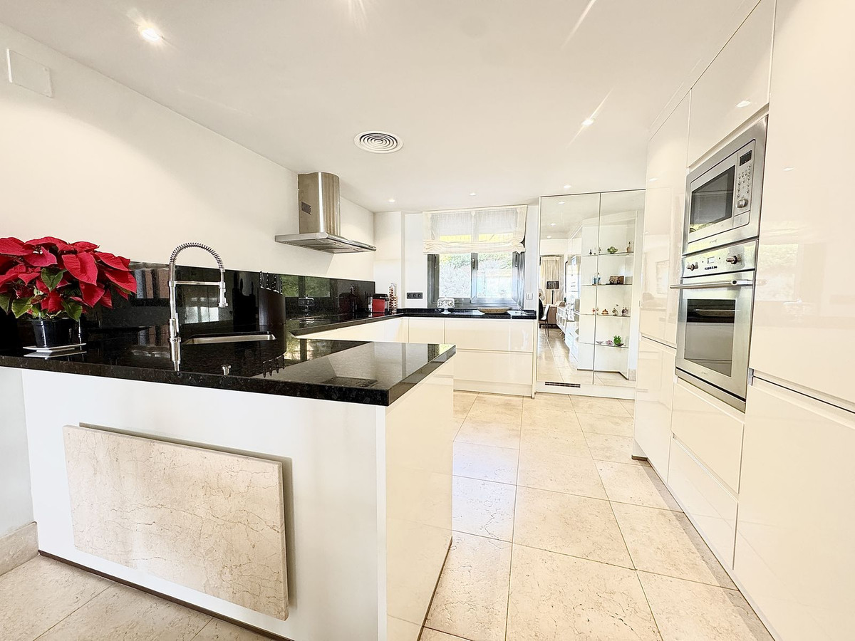 2 bedroom Apartments for sale in Los Flamingos – R5237695 2 bedroom Apartments for sale in Los Flamingos – R5237695