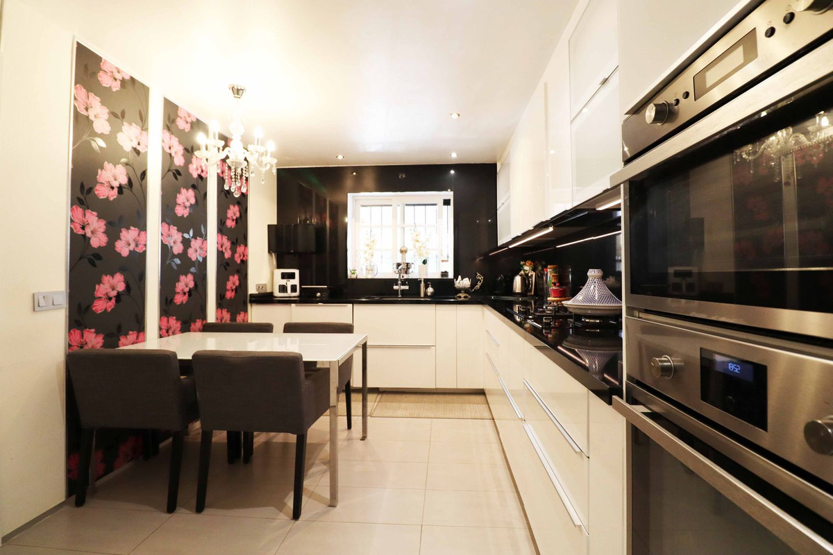 Adosados de 4 dormitorios en venta en Diana Park – R4880860