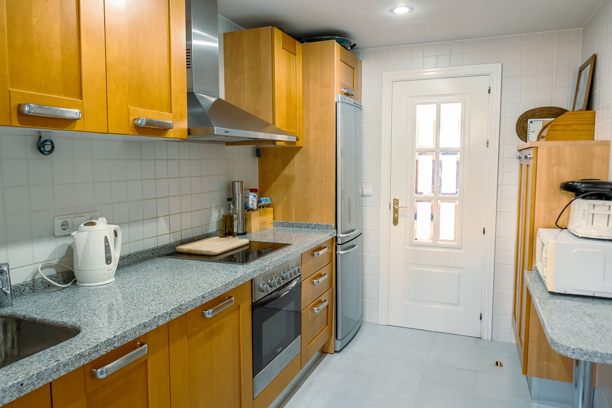 2 bedroom Penthouses for sale in Los Arqueros – R5250577