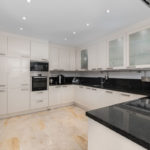 5 bedroom Villas for sale in Riviera del Sol – R5227594