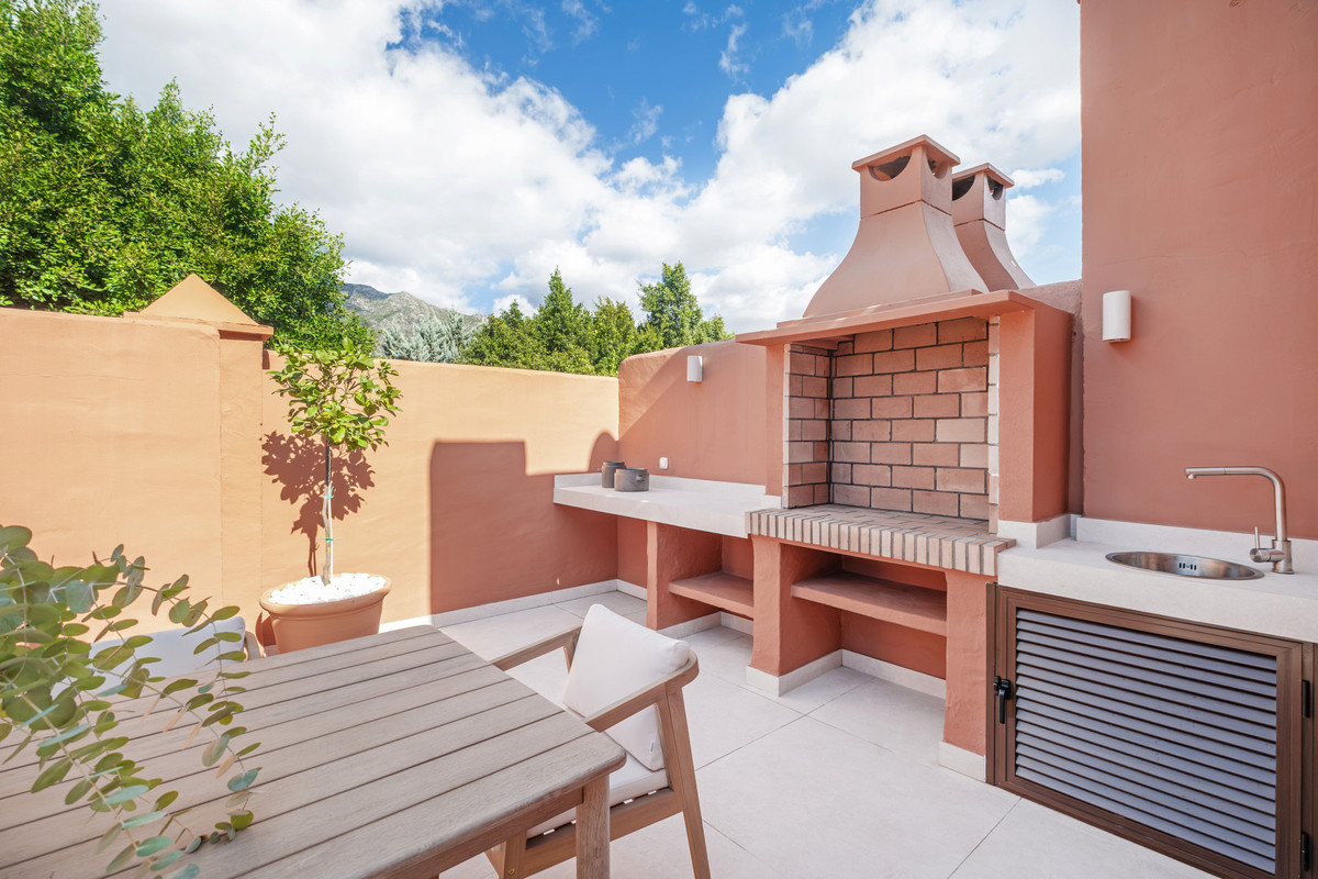 Adosados de 4 dormitorios en venta en Milla de Oro – R5236660