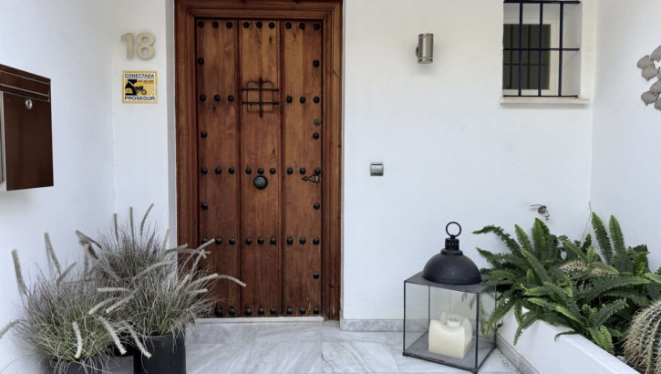 4 bedroom Semi-detached for sale in Guadalmina Baja – R5169469 4 bedroom Semi-detached for sale in Guadalmina Baja – R5169469 in