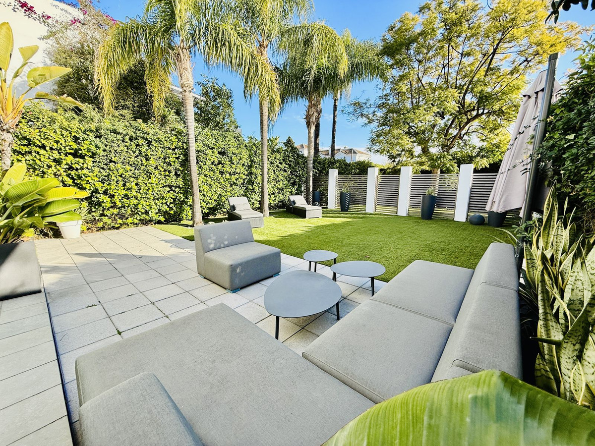 4 bedroom Semi-detached for sale in Guadalmina Baja – R5169469 4 bedroom Semi-detached for sale in Guadalmina Baja – R5169469