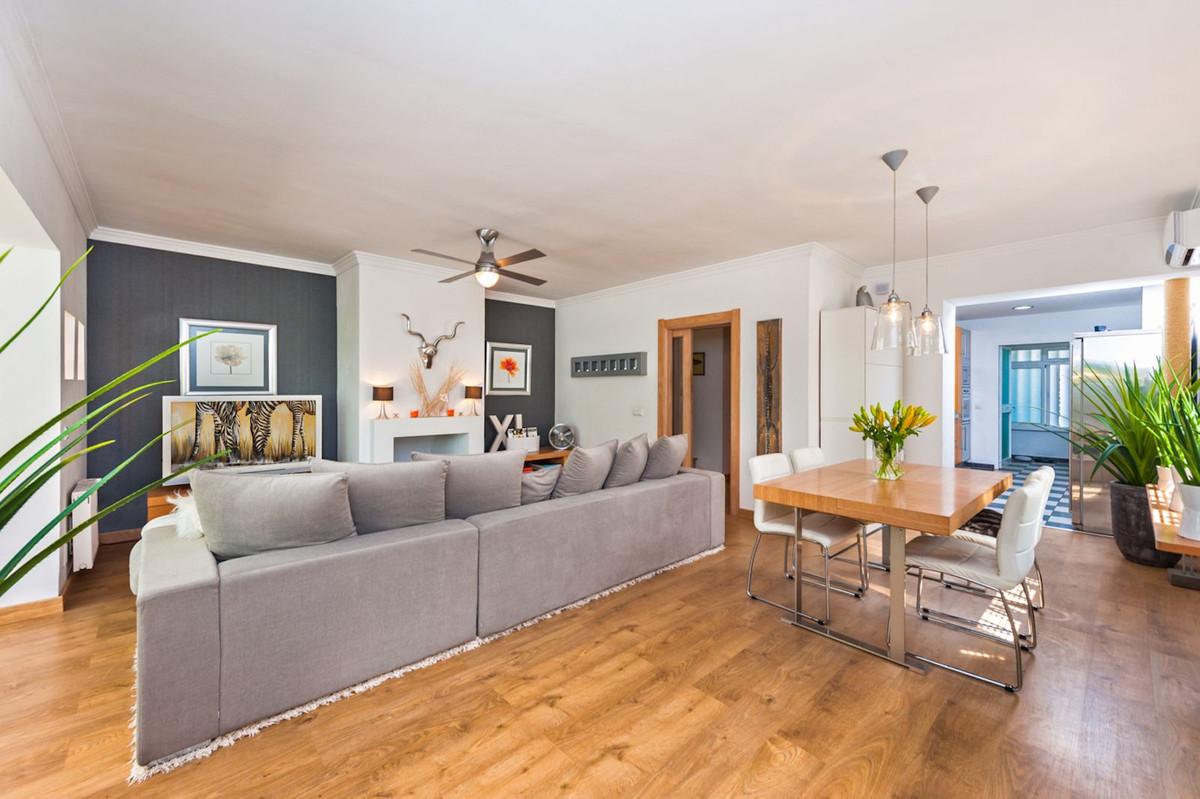 4 bedroom Semi-detached for sale in Guadalmina Baja – R5169469 4 bedroom Semi-detached for sale in Guadalmina Baja – R5169469