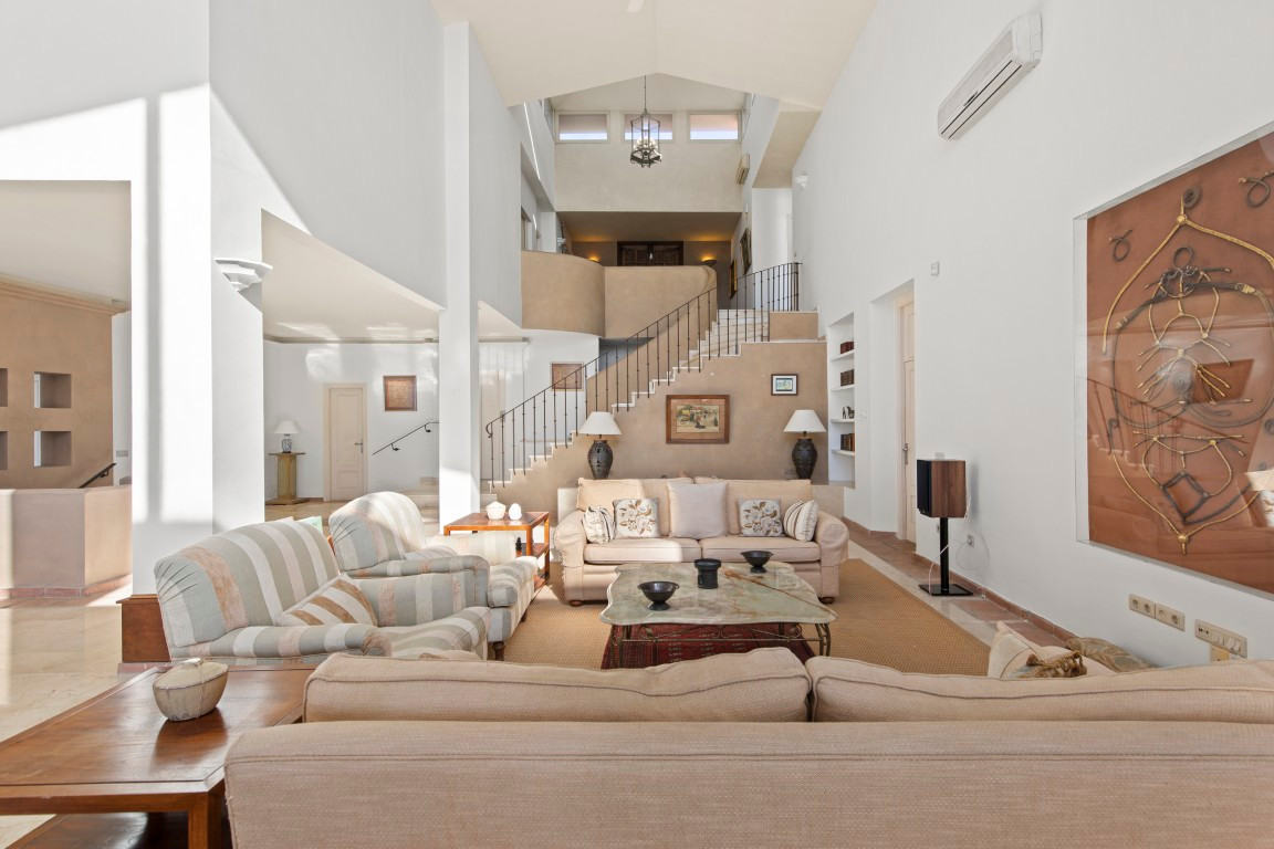 Villas de 5 dormitorios en venta en La Mairena – R5244520 Villas de 5 dormitorios en venta en La Mairena – R5244520