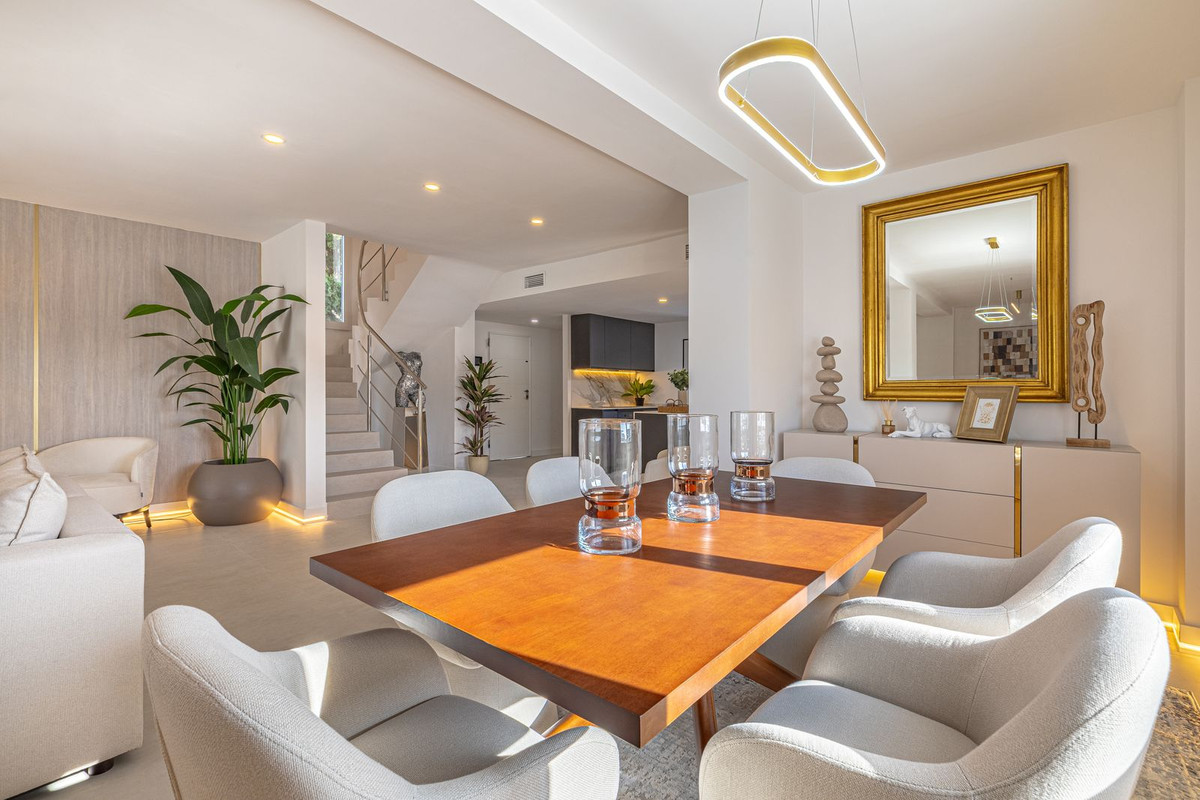 Villas de 3 dormitorios en venta en Riviera del Sol – R5252362