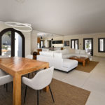 6 bedroom Villas for sale in Marbesa – R5219554