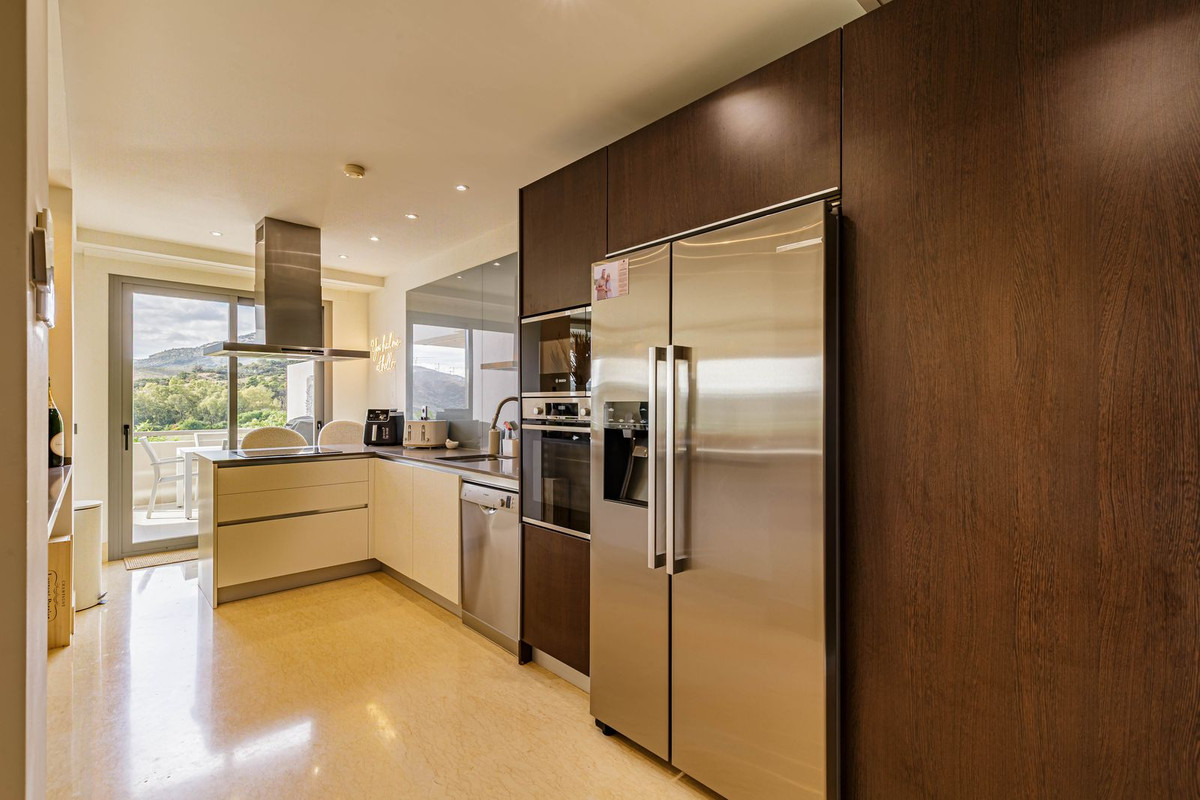 3 bedroom Apartments for sale in Los Arqueros – R5257051