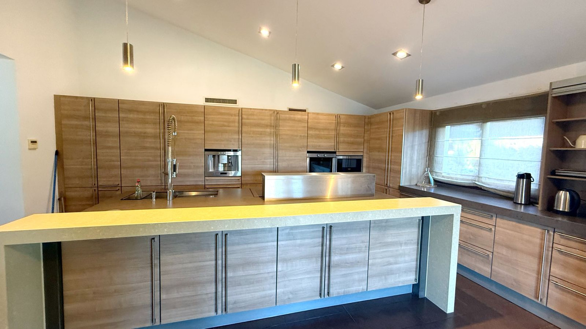 3 bedroom Villas for sale in Milla de Oro – R5233807