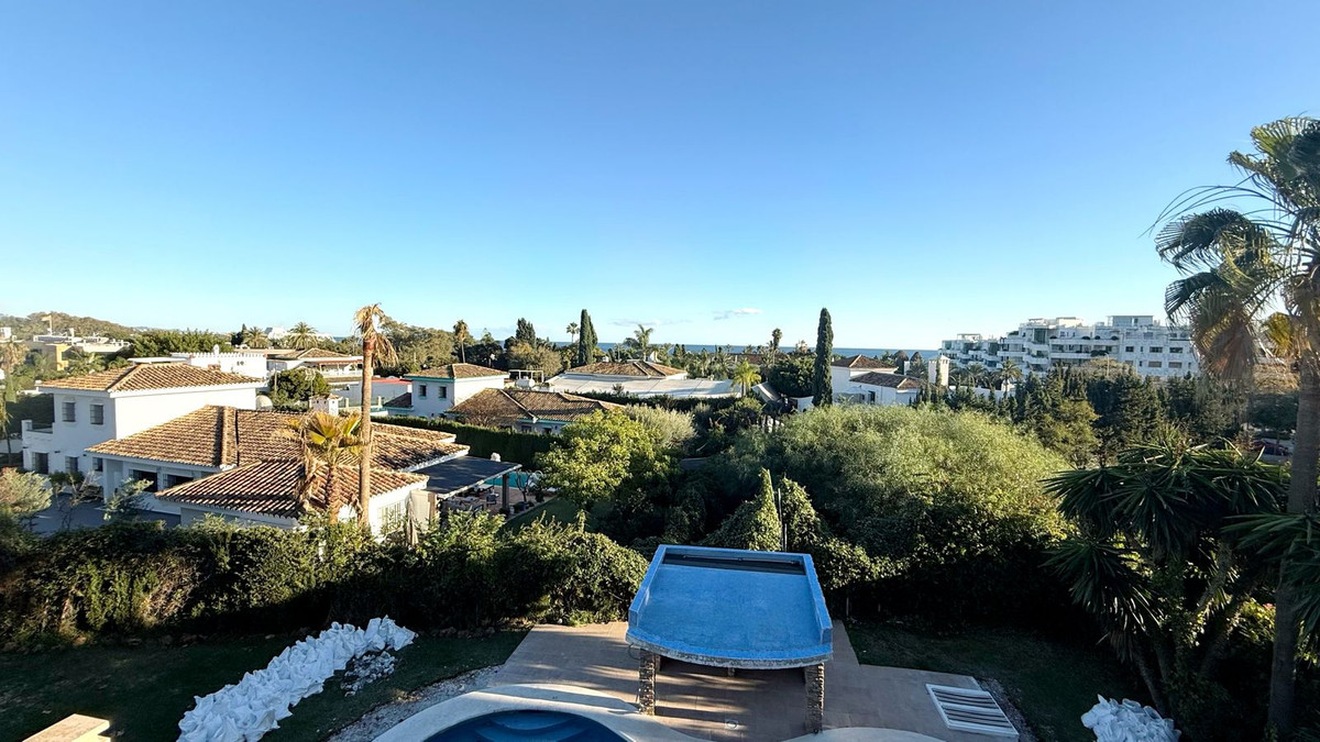 3 bedroom Villas for sale in Milla de Oro – R5233807