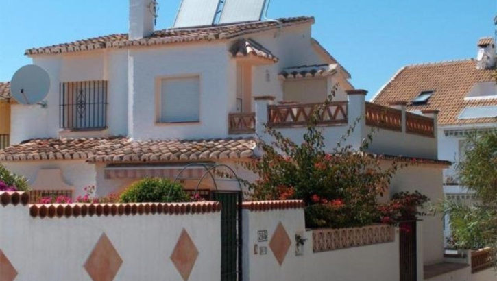 4 bedroom Semi-detached for sale in Calahonda – R5025967 4 bedroom Semi-detached for sale in Calahonda – R5025967 in